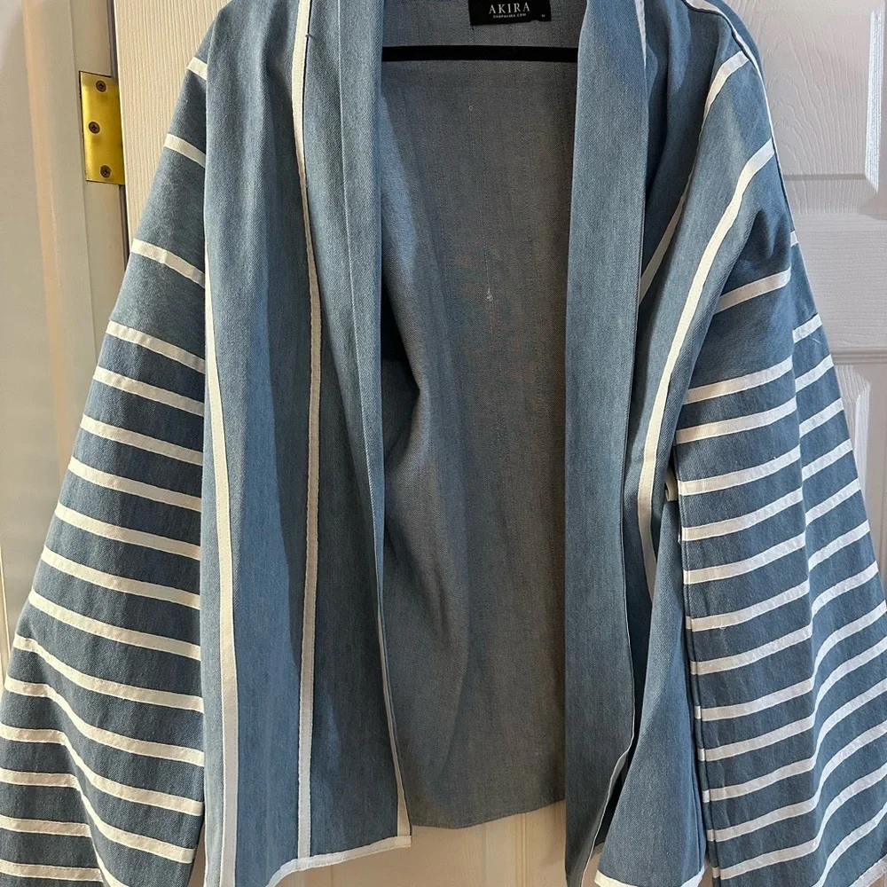 AKIRA Blue and White Striped Cape - Picture 3 of 5